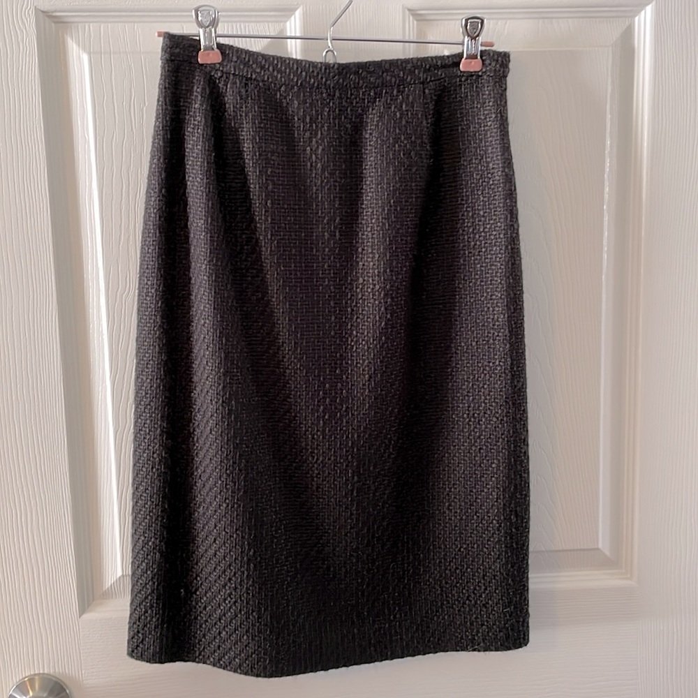 Talbots Black A-Line Skirt Size 4 Petite